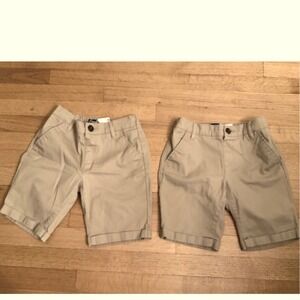 Old Navy Boys Bermuda Shorts Large (10-12)‎ Clean Slate Khaki Elastic Waist